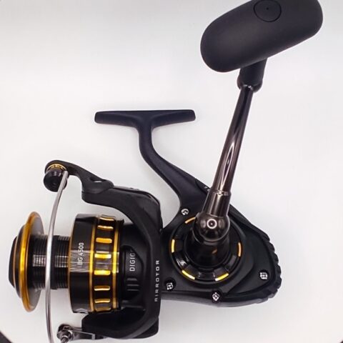 Carrete Daiwa BG 4500
